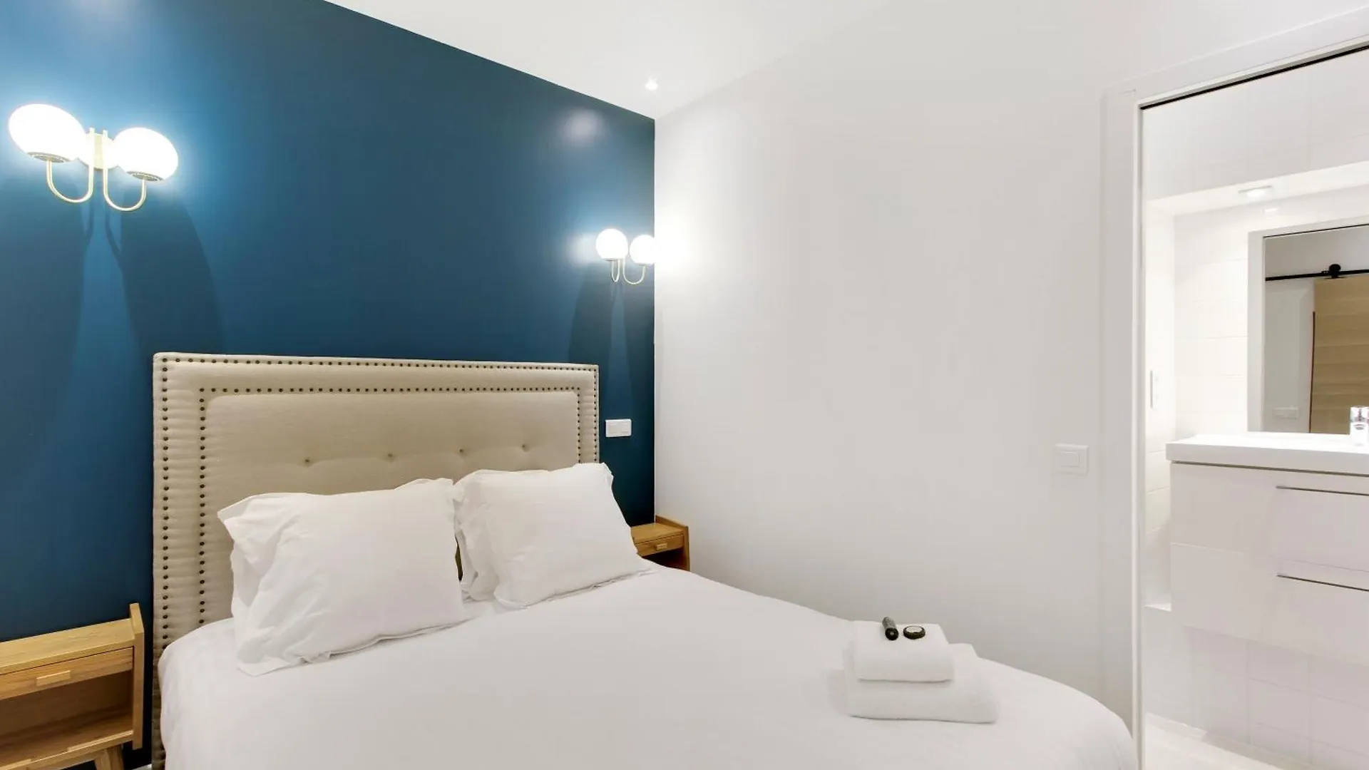 Pick A Flat'S Apartment In Batignolles - Passage Cardinet Paris